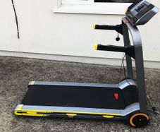 POWER TRACK 6000 Folding Treadmill with Incline