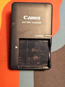 Canon battery charger