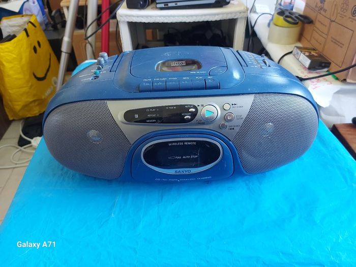 SANYO CD, Tape and Radio music System, Model MCD-Z155L, in excellent condition, and all functions work fine,