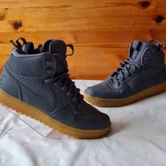 2019 nike court Borough winter Size 6 eu 39 grey In excellent condition