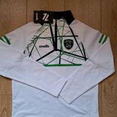 NEW Eire GAA Zipped Top