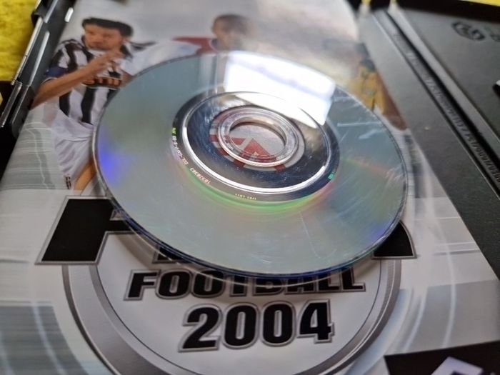 Fifa 2004  Nintendo gamecube and wii games Original
