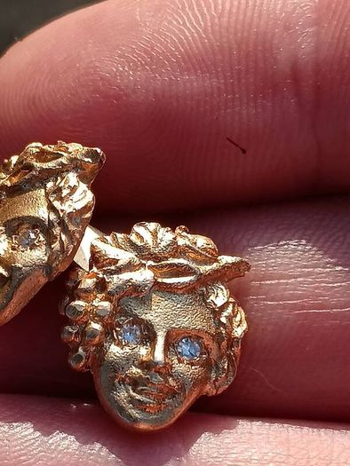 A Stunning pair of Mid Nineteenth Century Gilt Silver Cufflinks with Diamond Eyes