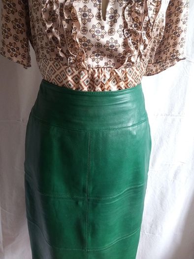 pencil skirt