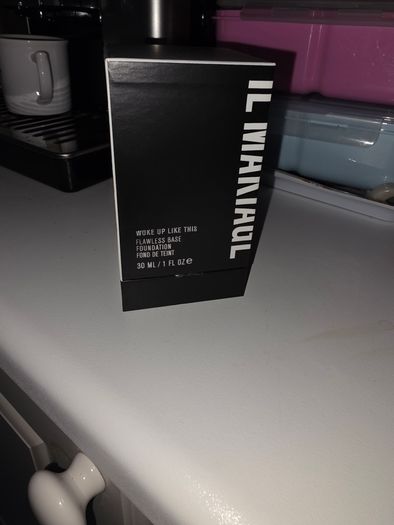 Brand New IL MAKIEGE Flawless Base Foundation