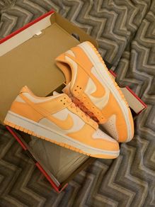 Nike Dunk Low "Peach Cream"