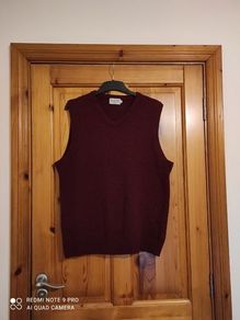 Blarney woollen mills 100% lambswool mens burgundy vest sweater