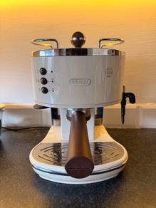 Delonghi coffee machine