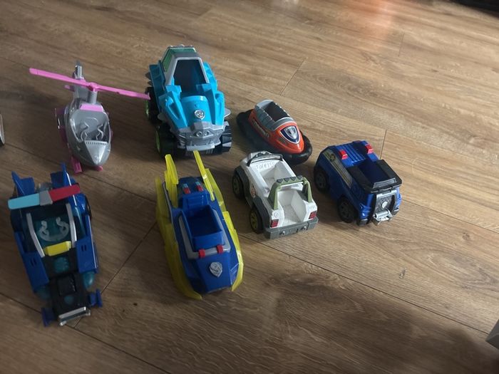 paw patrol vehicles