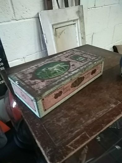 Vintage Tin