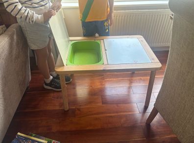 FREE kids table