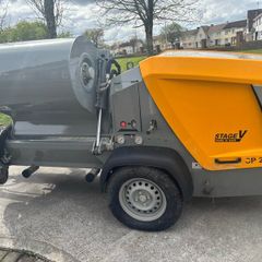 Plastering machine