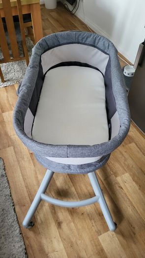 Chicco 4in1 with a tray and mattress