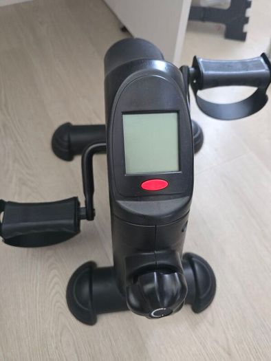 mini pedal exercicer/ underdesk Bike
