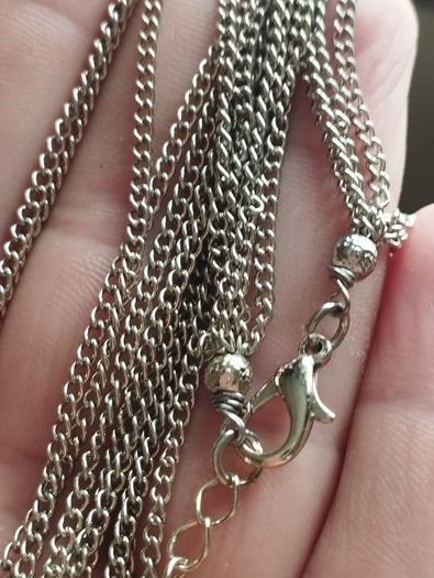 Vintage Silver Tone Necklace.