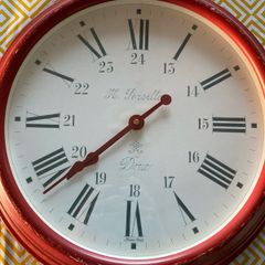 Large 50cm Thomas Kent Wall Clock. Vintage style. Working Perfectly