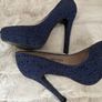 Navy High-Heels Image 4