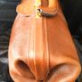 De  Boissy vintage leather Gladstone doctor bag Image 4