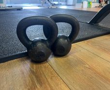 4kg Kettlebells (pair or single) --read description