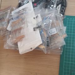 Electronics kit