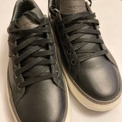 Skechers Classic Fit Trainers