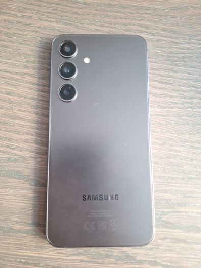 Samsung S24