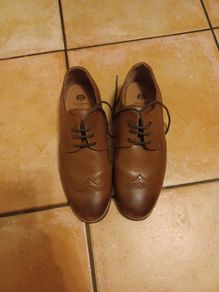 Boys casual shoes size UK4/37