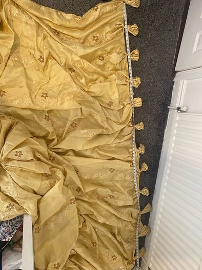 Curtain