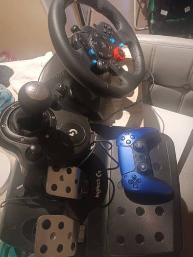 PS5 + Logitech G29