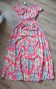 Brand new Boohoo full length maxi floral dress size UK20 EU48 Postage included