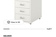Helmer drawer unit on castors