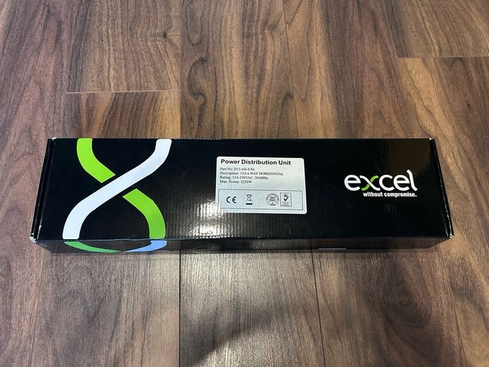 Excel 6 Way Horizontal PDU 6x UK Socket Passive 13A UK Plug Switched