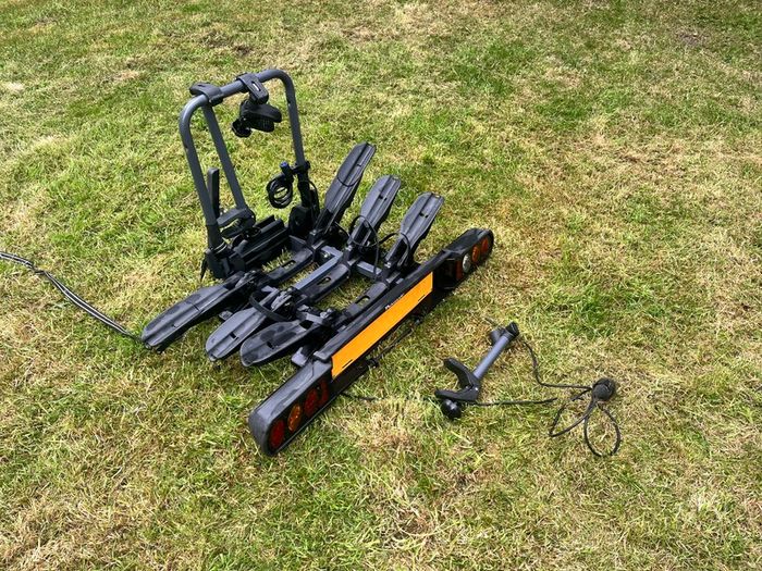Tow Bar Mounted Bike Rack For 3 Bikes Peruzzo Pure Instinct