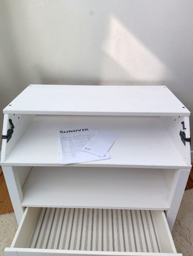 Beautiful IKEA SUNDVIK Changing Table and Chest of Drawers. Excellent Condition