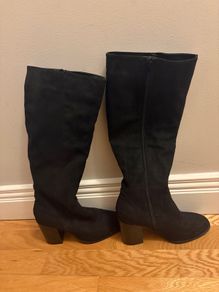 Long black boots
