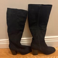 Long black boots