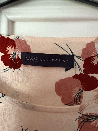 M&S top