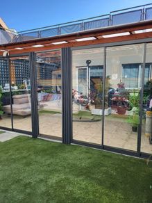 Sliding Doors