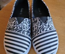 Zebra colour slip on shoes size 6.5