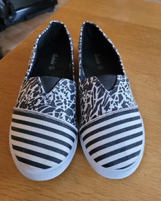 Zebra colour slip on shoes size 6.5