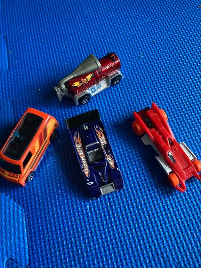 2004 Hot Wheels  Acceleracers Rd-10 And More