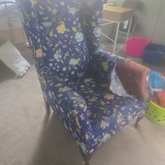 Wing back Queen Anne Antique Chair