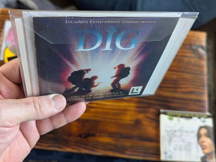 old pc Games collection monkey island, Indiana jones , day of the tentacle etc.