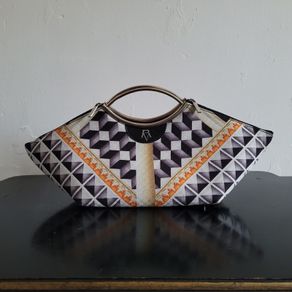 Vintage handbag