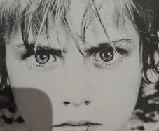U2 - War.