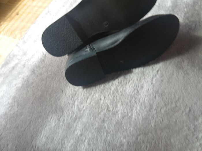 Gap girls Chelsea style boots, unworn