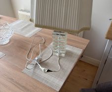 Free      table lamp   free