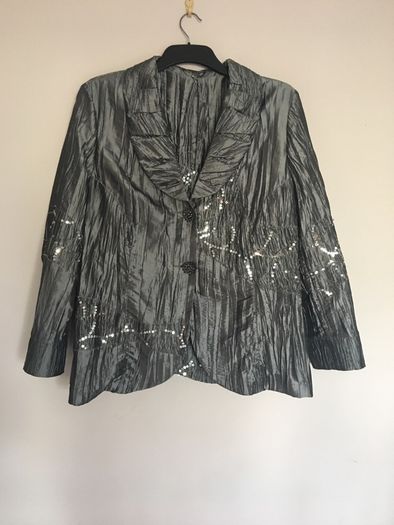 Stunning Q'Neel Dressy top and Jacket size 18 plus