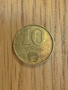 Hungary 10 forint coin
