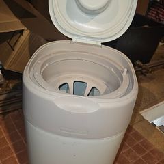 Tommee yippee nappy bin